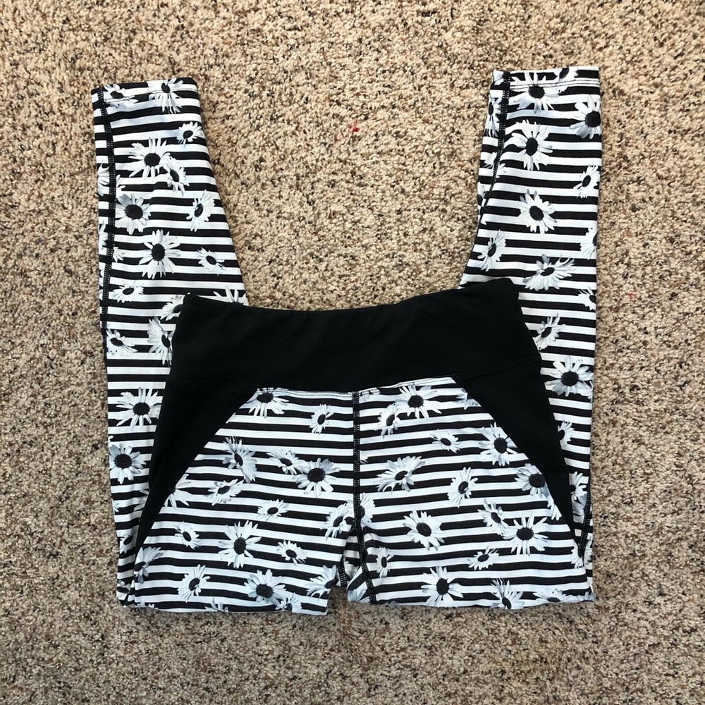 Betsey Johnson leggings